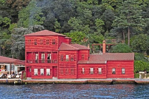 Boğazın sırlarını onlar saklıyor