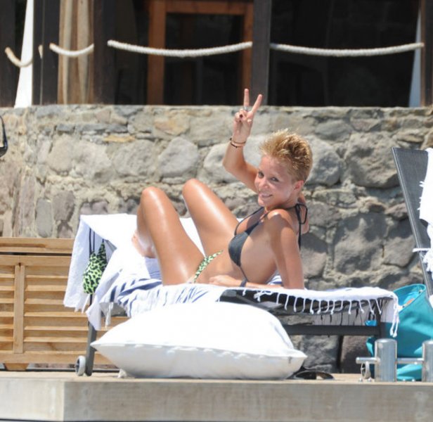 Bade İşçil doğum kilolarından kurtuldu