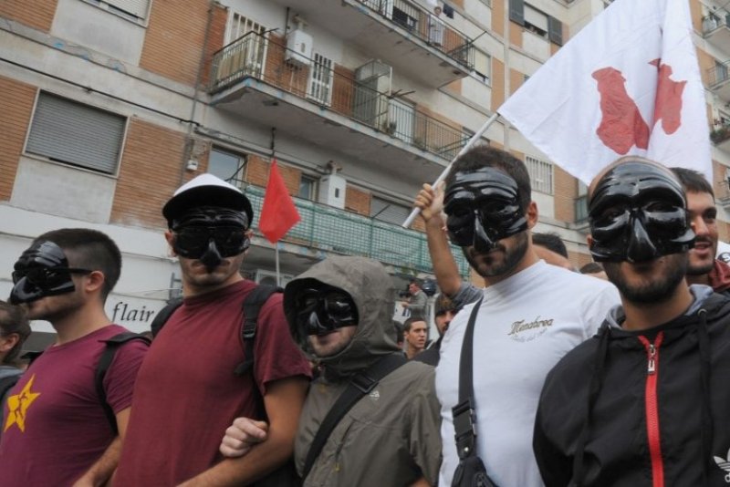 İtalya'da kemer sıkma eylemi