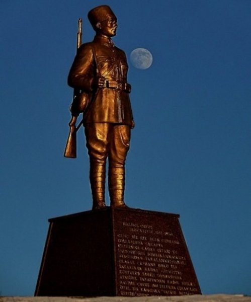 Kurtuluş Savaşı'nın kadın kahramanları