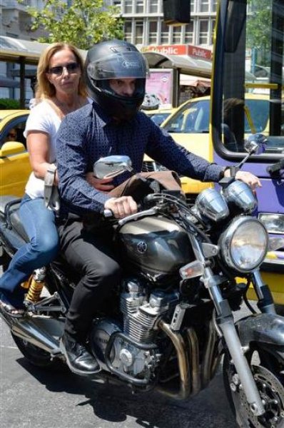 Yunanistan Maliye Bakanı Varufakis Bakanlığı terk etti