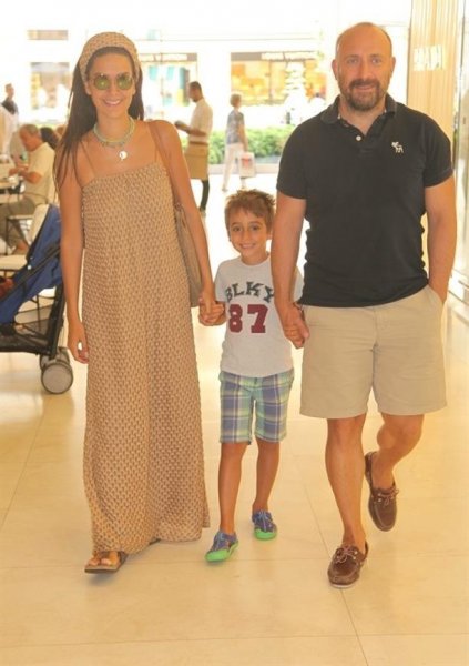 Bergüzar Korel ile Halit Ergenç tango dersi alıyor