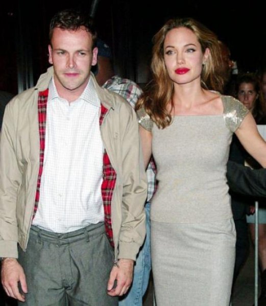 Genç yaşta evlenen ünlüler