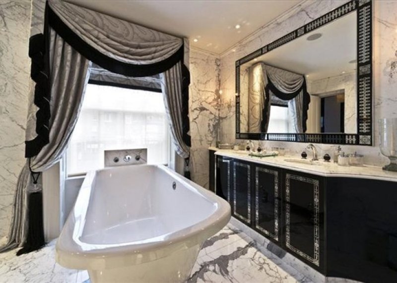 Dünyanın en pahalı evi satışa sunuldu