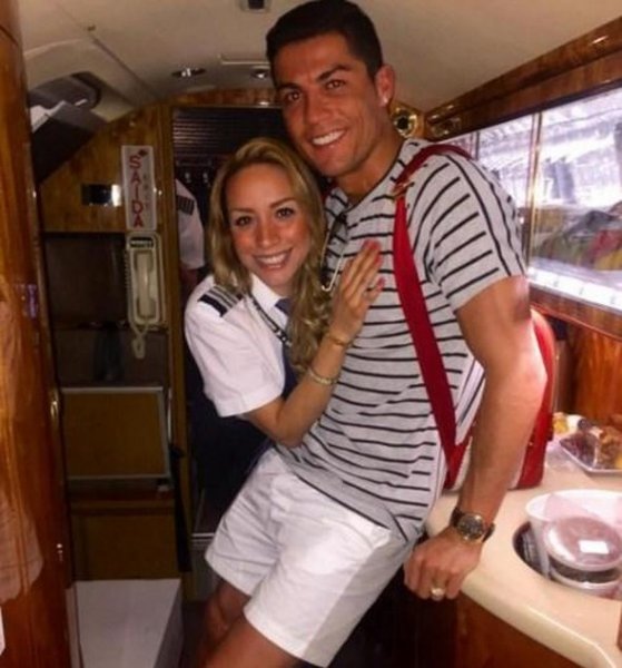 Ronaldo'nun Meksikalı güzel pilotu