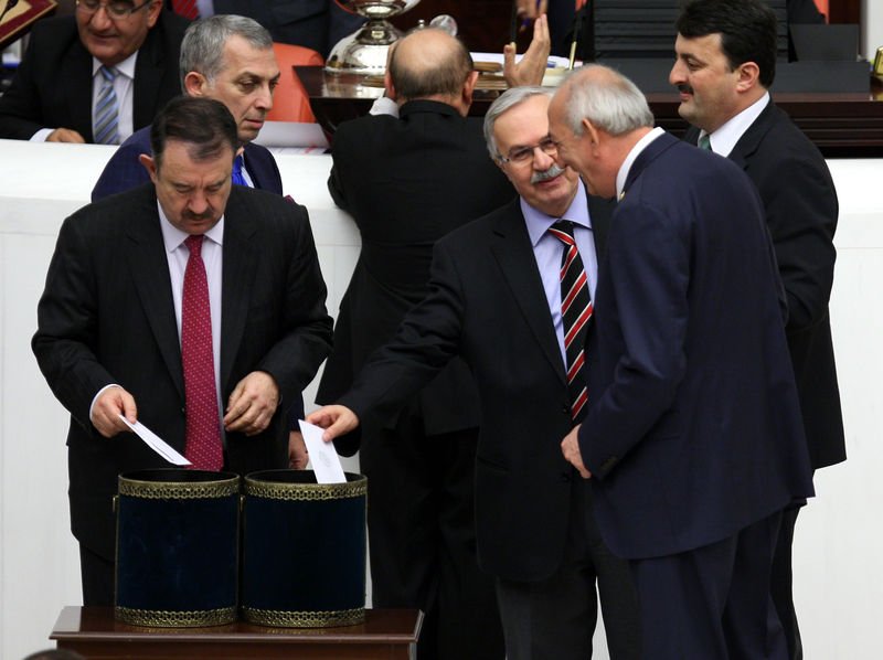 Meclis Genel Kurulu'nda yapılan oylamadan görüntüler