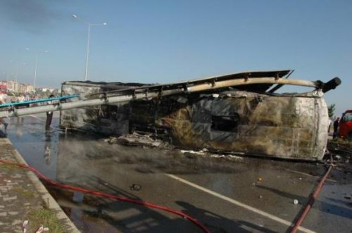 Giresun'da yolcu otobüsü yandı: 9 ölü 