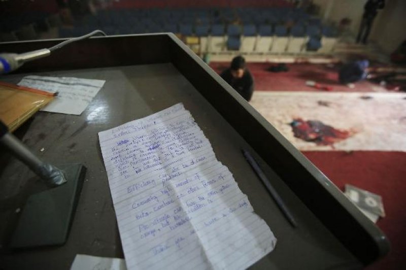 Pakistan'da Taliban'ın okul katliamından görüntüler