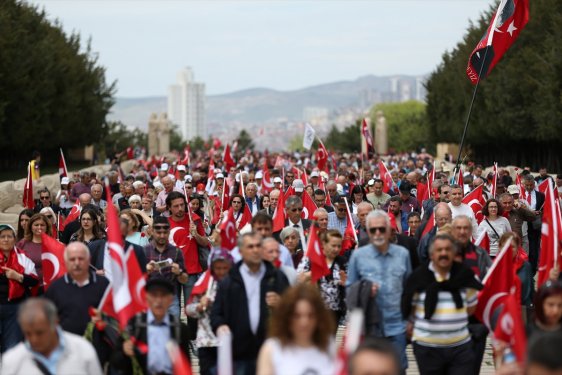ADD'den Teröre Karşı Birlik Yürüyüşü