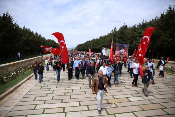 ADD'den Teröre Karşı Birlik Yürüyüşü