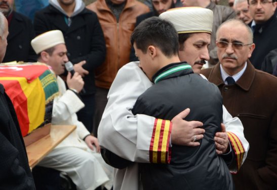 Almanya'da ölen Türklerin cenaze namazı