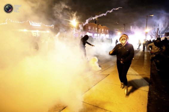 Amerika'da Ferguson eylemleri ikinci gününde
