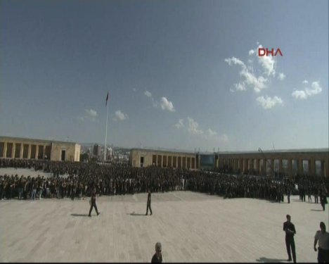 Anıtkabir'de rekor denemesinden görüntüler