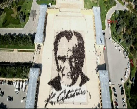 Anıtkabir'de rekor denemesinden görüntüler