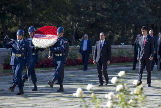Ankara'da ilk tören Anıtkabir'de