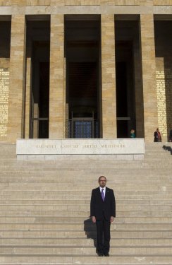 Ankara'da ilk tören Anıtkabir'de