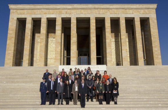 Ankara'da ilk tören Anıtkabir'de