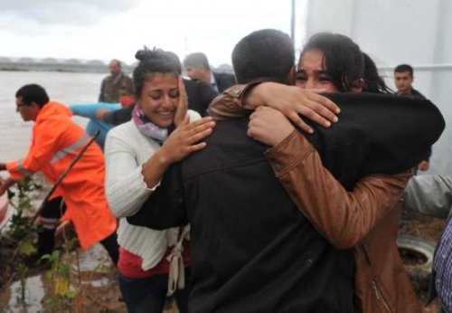Antalya'da yağmur hayatı olumsuz etkiledi
