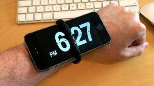 Apple Watch tanıtıldı capsler patladı