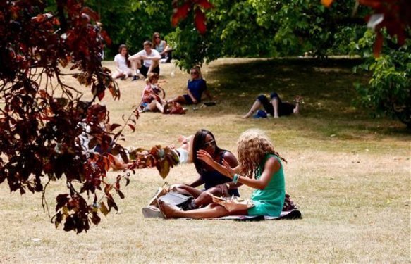 Avrupa son yılların en sıcak yazını yaşıyor