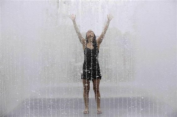 Avrupa son yılların en sıcak yazını yaşıyor