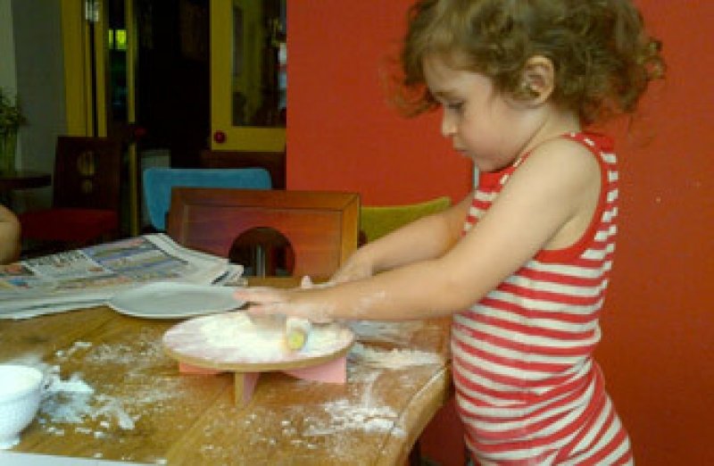 Deniz Akkaya: Kızımın kordonunu kendim kestim