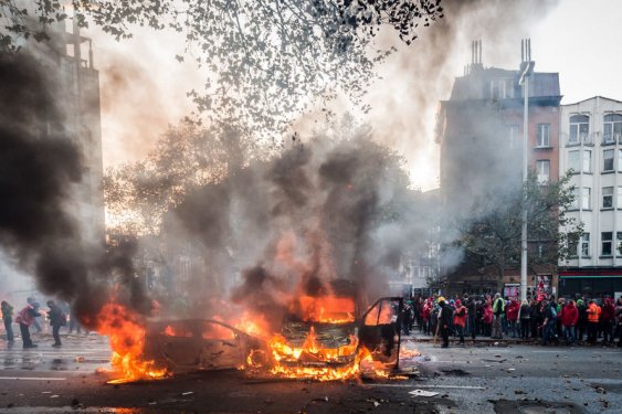 BBC Türkçe'nin dili Taksim'de başka Brüksel'de başka