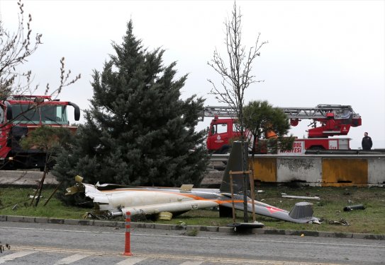 Büyükçekmece'deki helikopter kazasından görüntüler