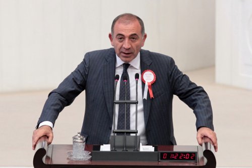 CHP iki hafta sonra yemin ediyor