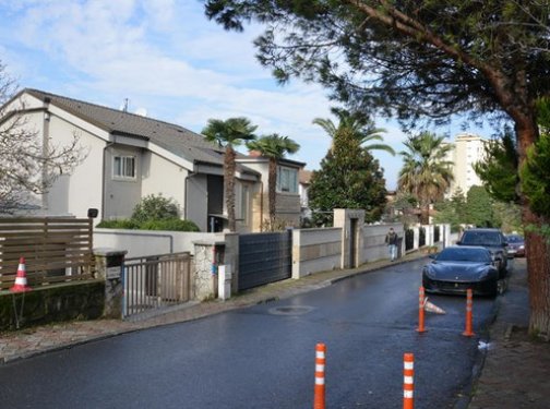 Cem Yılmaz yeni aşkı Ayşe Hatun Önal ile görüntülendi