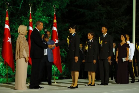 Cumhurbaşkanı Erdoğan'ın Köşk'teki ilk resepsiyonu