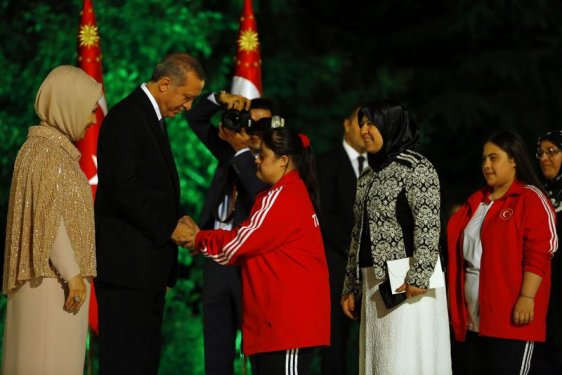 Cumhurbaşkanı Erdoğan'ın Köşk'teki ilk resepsiyonu