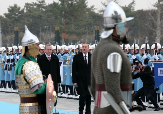Cumhurbaşkanı Erdoğan Aliyev'i ağırladı