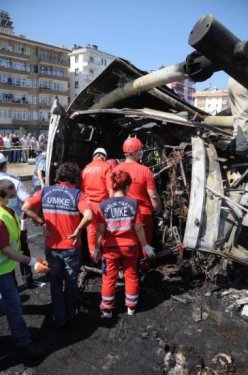 Giresun'da yolcu otobüsü yandı: 9 ölü 