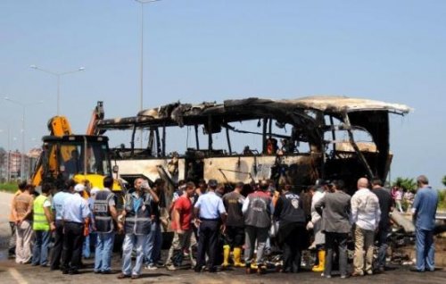 Giresun'da yolcu otobüsü yandı: 9 ölü 