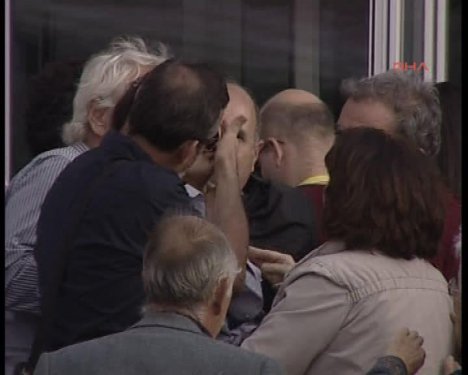 Balyoz Davası sanıklarının yakınları şoka girdi