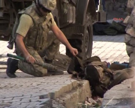 Beytüşşebap'ta çatışma sonrası görüntüler