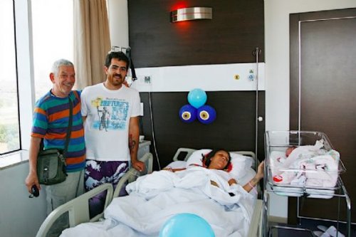 Defne Joy Foster'ın aile albümünden