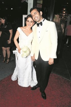 Derya Karadaş ve Haki Biçici'nin düğününe ünlü akını