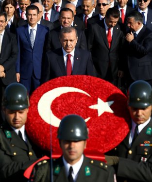 Devletin Zirvesi Anıtkabir'de