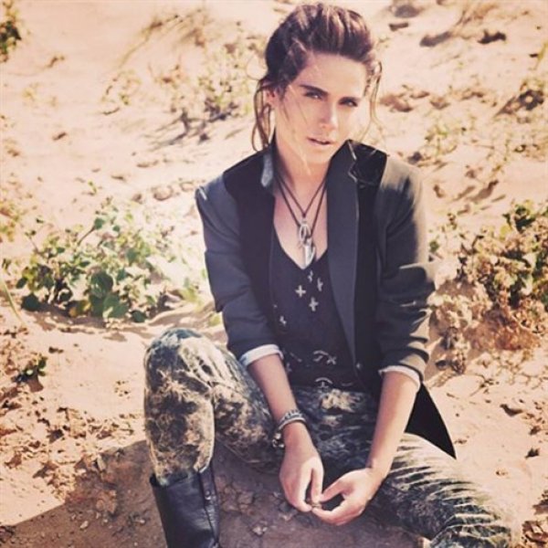 Güzel oyuncu Ceyda Ateş aldatıldı