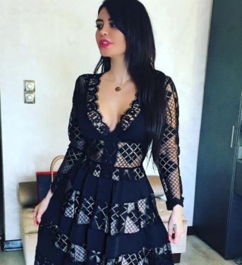 Ebru Polat kapak kızı oldu 