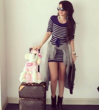 Ebru Polat kapak kızı oldu 