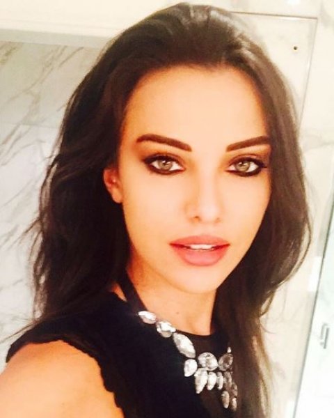 Tuvana Türkay gönlünü Alper Potuk'a kaptırdı