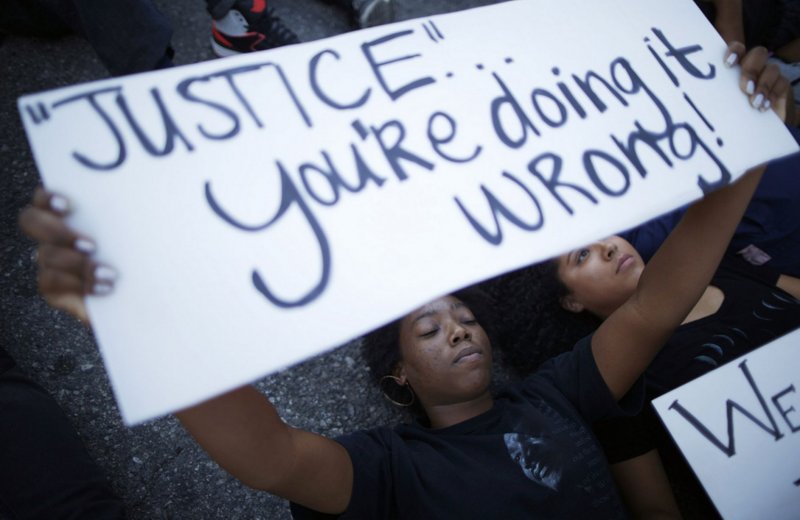 Amerika'da Ferguson eylemleri ikinci gününde