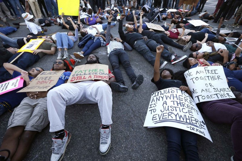 Amerika'da Ferguson eylemleri ikinci gününde