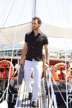 Burcu Esmersoy'un Markafoni çekimi fotoğrafları