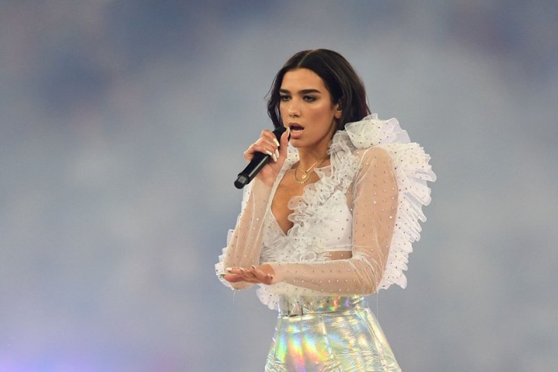 Dua Lipa'dan Türkiye mesajı