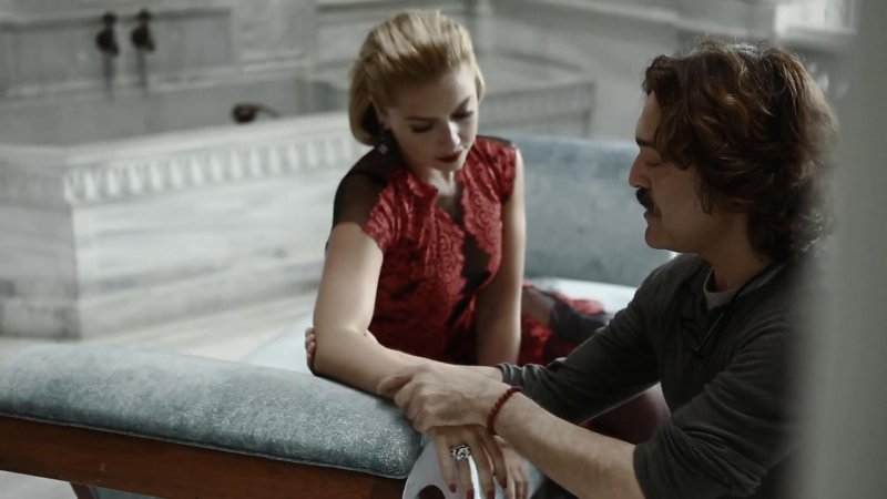 Hadise InStyle dergisinin Kasım sayısı için poz verdi 