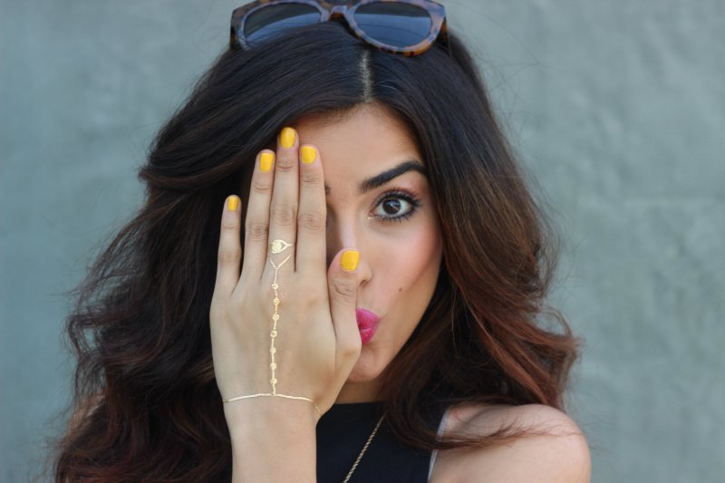 Kürt kızı Sazan Barzani